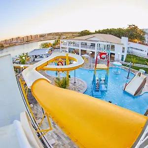 Do Lago Park ***** Caldas Novas